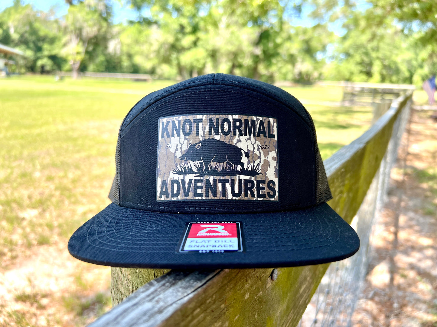 Camo Hog - 7panel Black